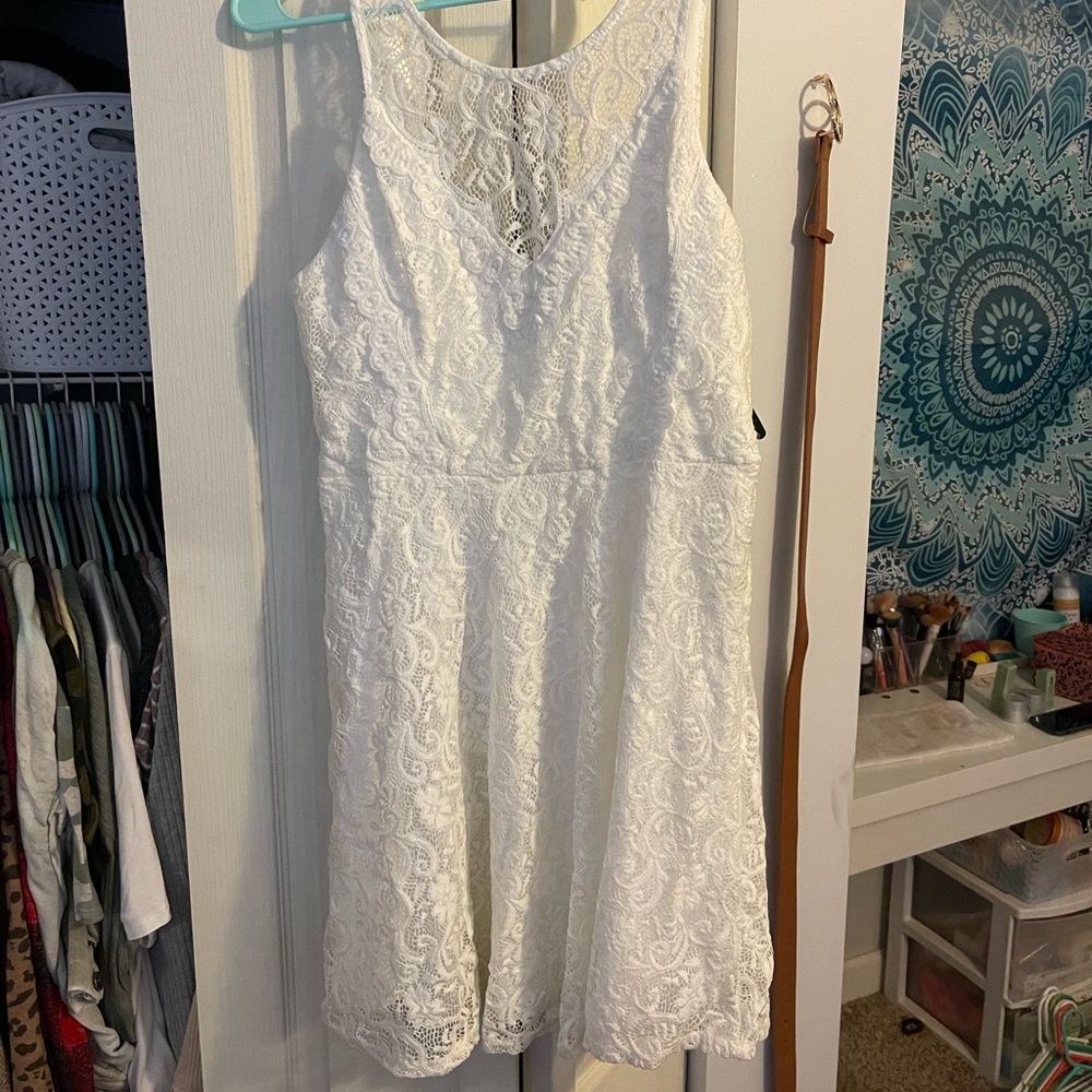 City triangle white lace dress